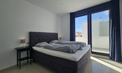 Revente - Villa - Orihuela Costa - Villamartin