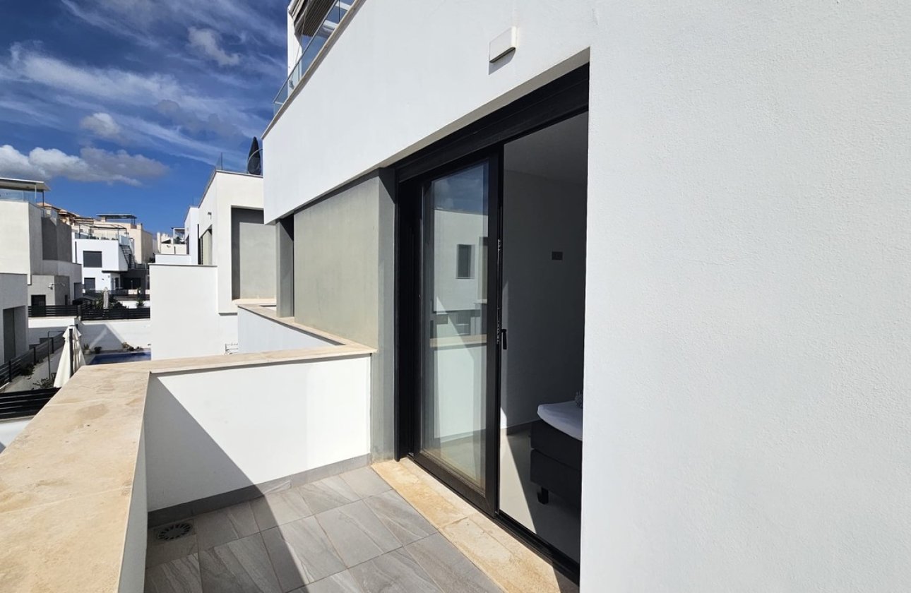 Revente - Villa - Orihuela Costa - Villamartin