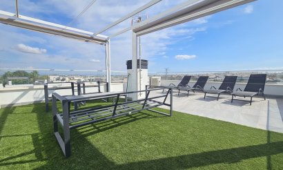 Revente - Villa - Orihuela Costa - Villamartin