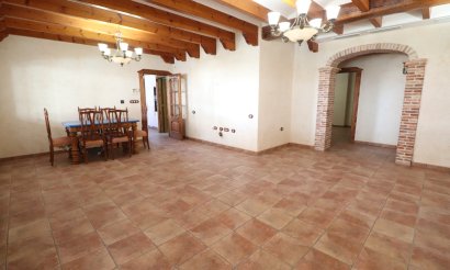 Resale - Villa - Formentera del Segura - Formentera - Village