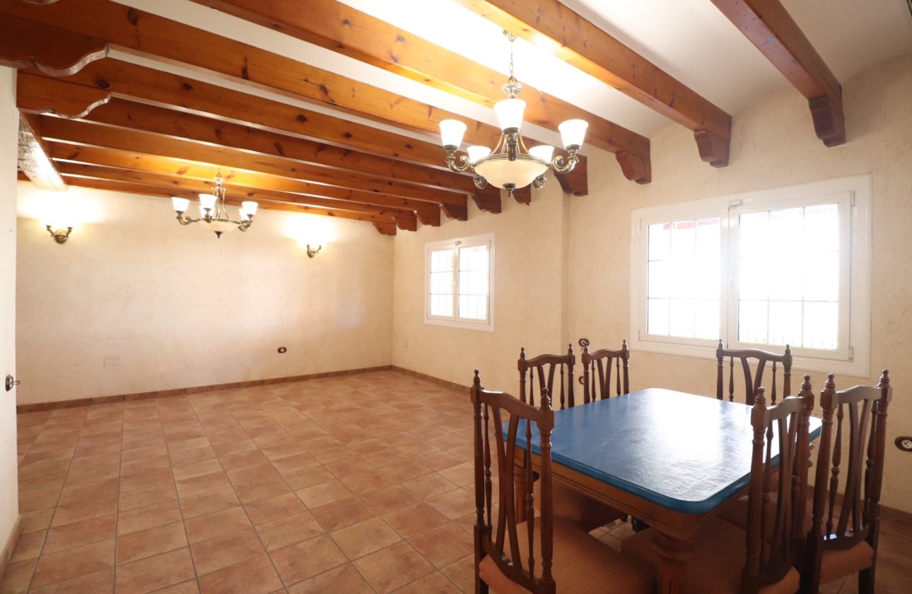 Resale - Villa - Formentera del Segura - Formentera - Village