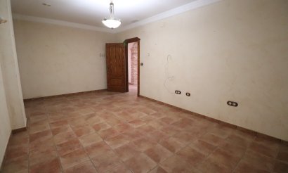 Resale - Villa - Formentera del Segura - Formentera - Village