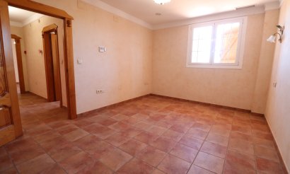 Resale - Villa - Formentera del Segura - Formentera - Village