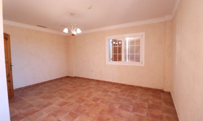 Resale - Villa - Formentera del Segura - Formentera - Village