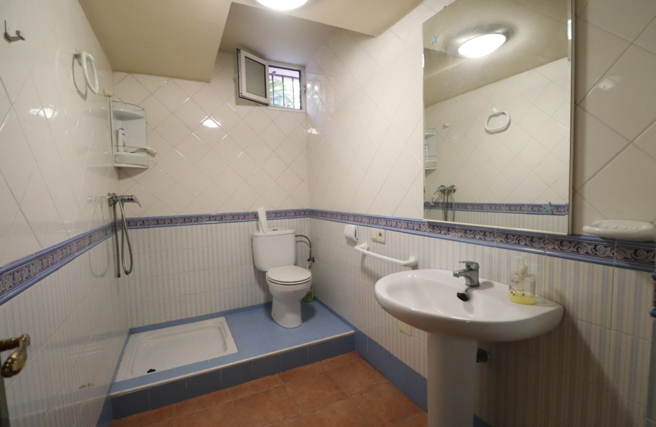 Resale - Villa - Formentera del Segura - Formentera - Village