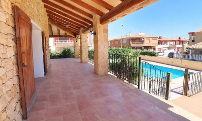 Resale - Villa - Formentera del Segura - Formentera - Village