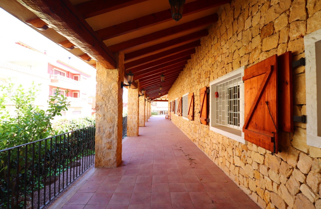 Resale - Villa - Formentera del Segura - Formentera - Village