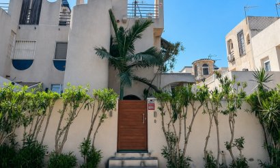 Resale - Townhouse - Torrevieja - La Siesta - El Salado -  Torreta