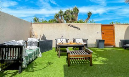 Resale - Townhouse - Torrevieja - La Siesta - El Salado -  Torreta