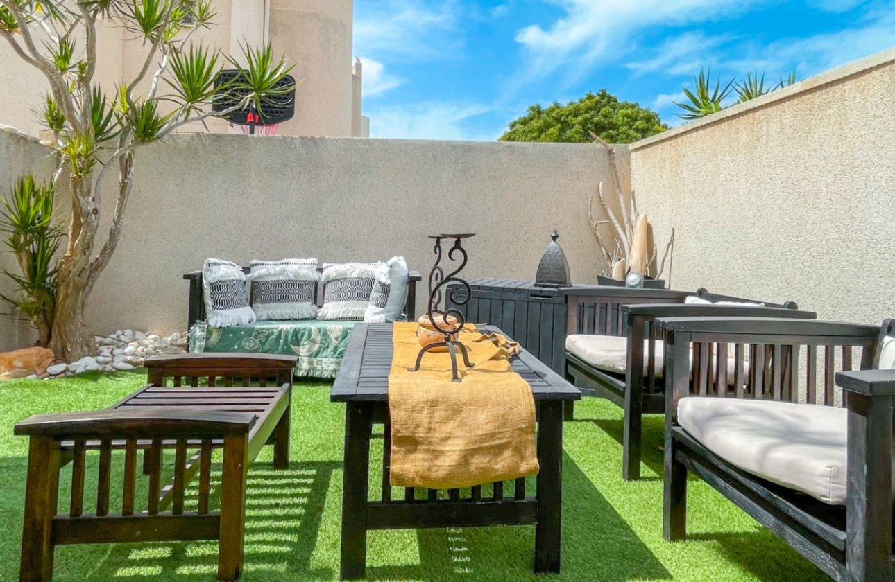 Resale - Townhouse - Torrevieja - La Siesta - El Salado -  Torreta