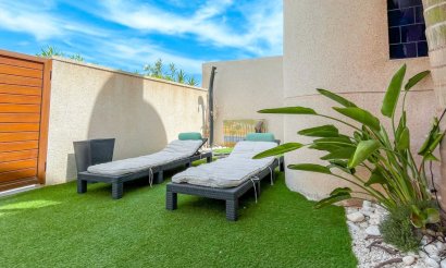 Resale - Townhouse - Torrevieja - La Siesta - El Salado -  Torreta