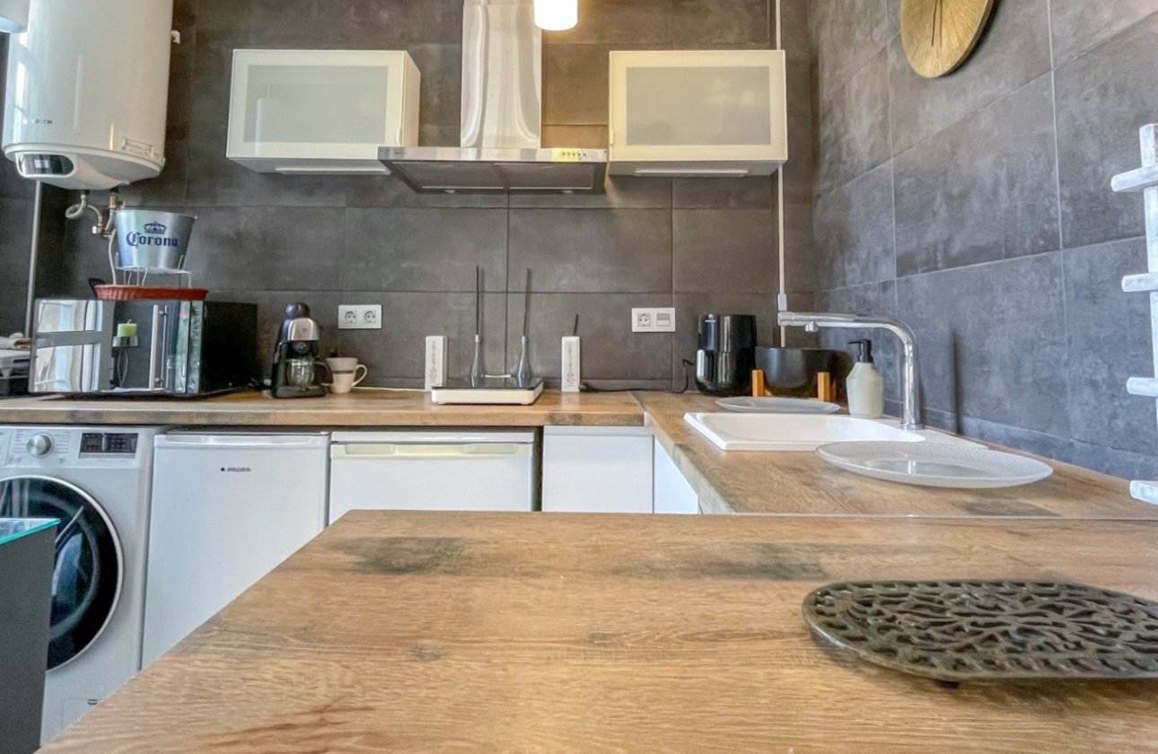 Resale - Townhouse - Torrevieja - La Siesta - El Salado -  Torreta
