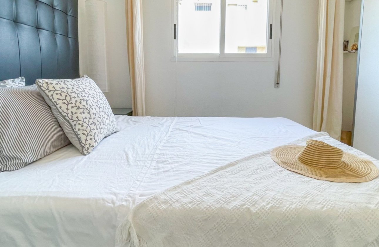 Resale - Townhouse - Torrevieja - La Siesta - El Salado -  Torreta
