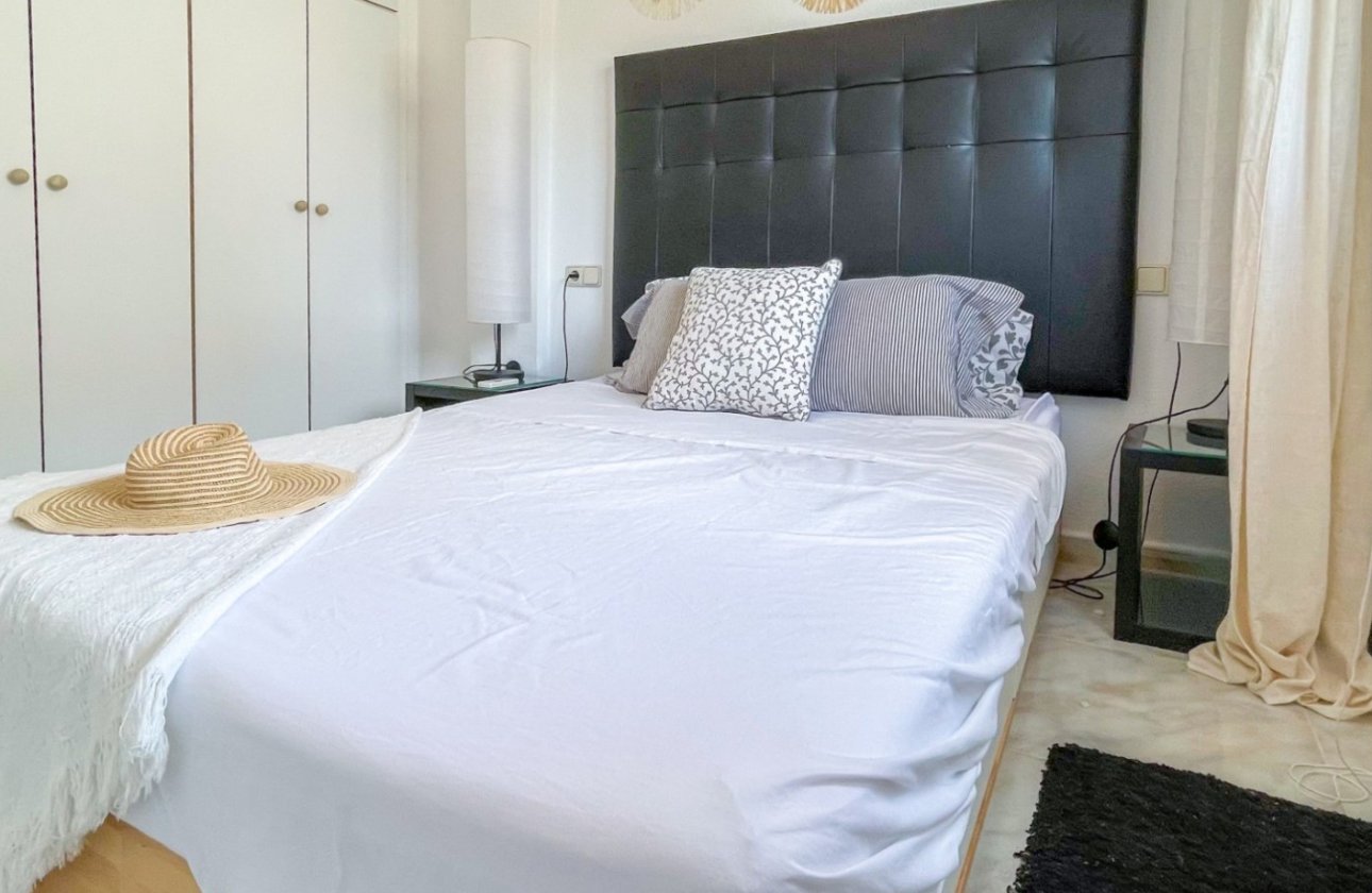 Resale - Townhouse - Torrevieja - La Siesta - El Salado -  Torreta