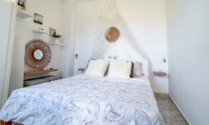Resale - Townhouse - Torrevieja - La Siesta - El Salado -  Torreta