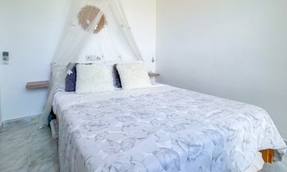 Resale - Townhouse - Torrevieja - La Siesta - El Salado -  Torreta