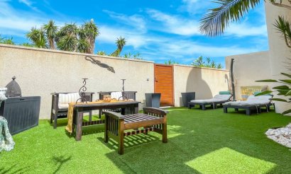 Resale - Townhouse - Torrevieja - La Siesta - El Salado -  Torreta