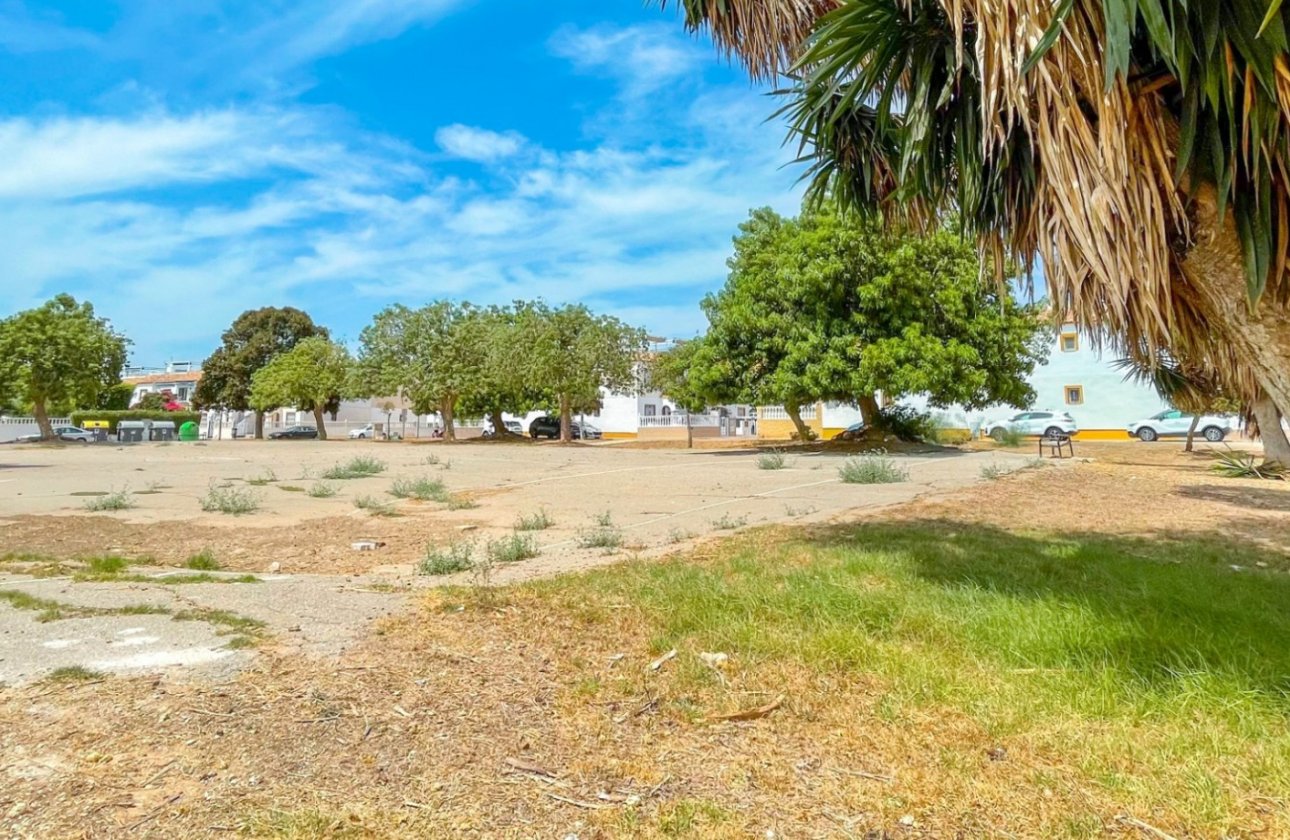 Resale - Townhouse - Torrevieja - La Siesta - El Salado -  Torreta