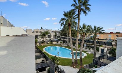 Resale - Townhouse - Pilar de la Horadada - El Mojón