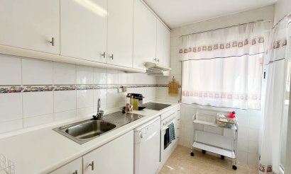Resale - Apartment / flat - Orihuela Costa - Campoamor