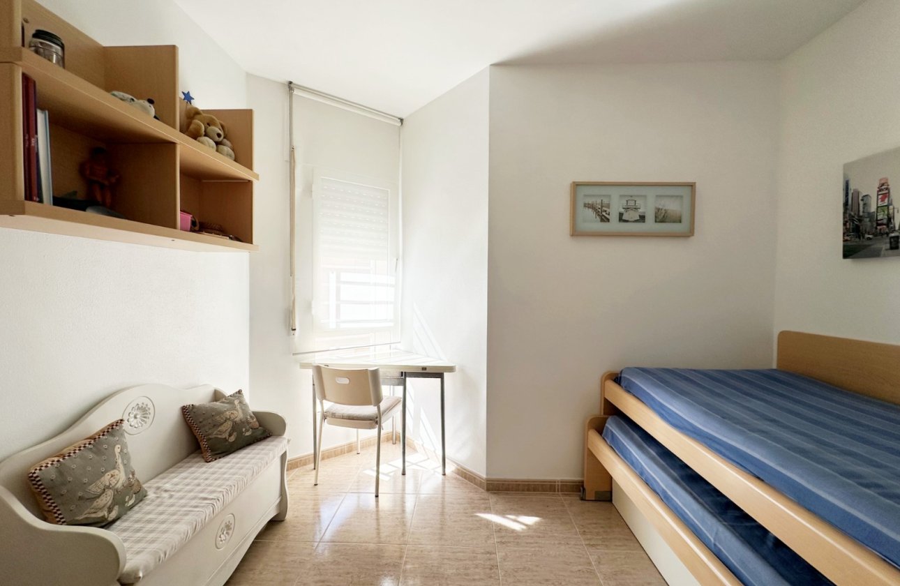 Resale - Apartment / flat - Orihuela Costa - Campoamor