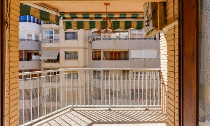 Reventa - Apartamento / piso - Torrevieja - Playa del Acequión