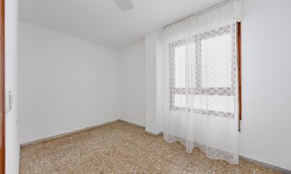 Reventa - Apartamento / piso - Torrevieja - Playa del Acequión
