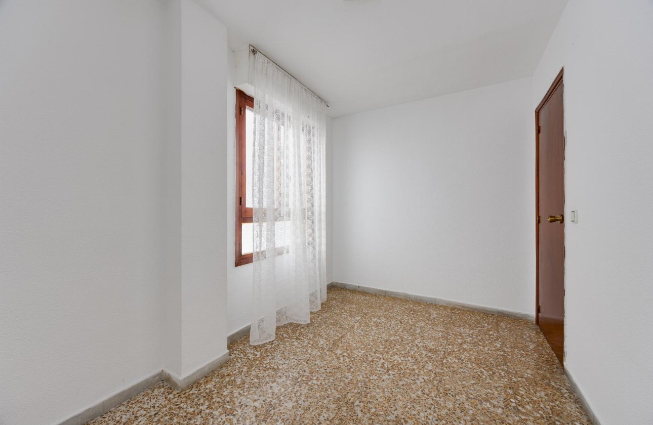 Reventa - Apartamento / piso - Torrevieja - Playa del Acequión