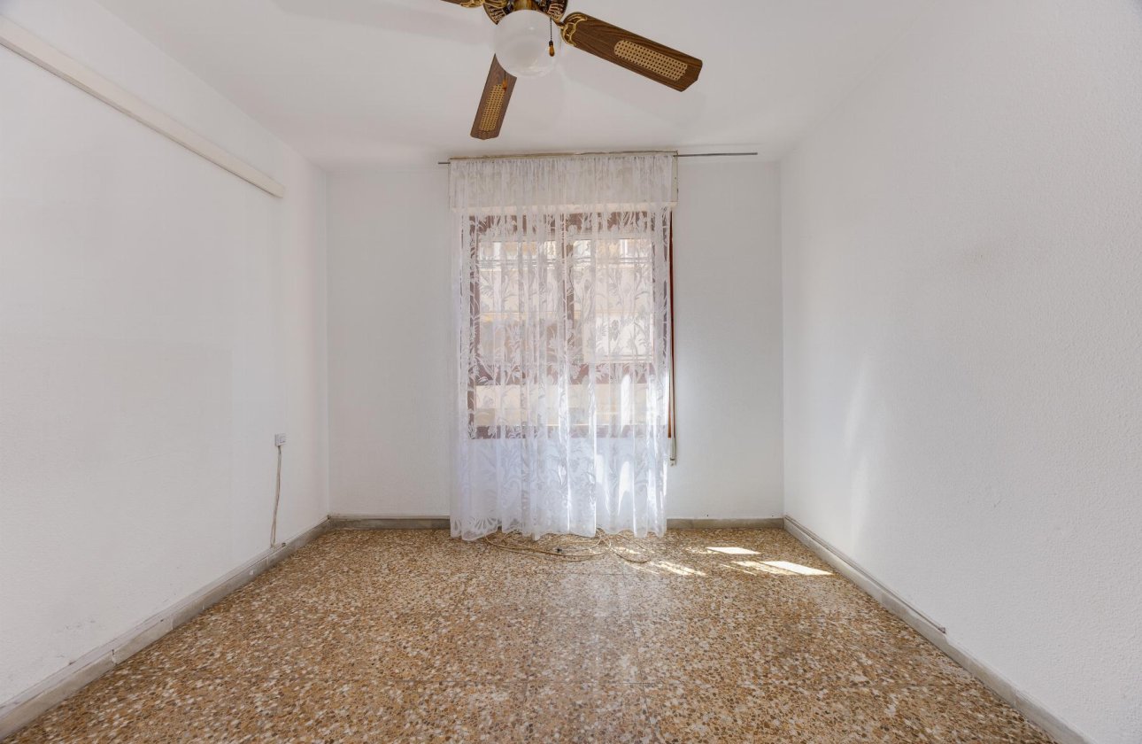 Reventa - Apartamento / piso - Torrevieja - Playa del Acequión