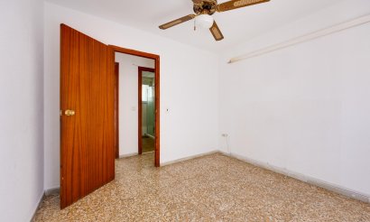Reventa - Apartamento / piso - Torrevieja - Playa del Acequión