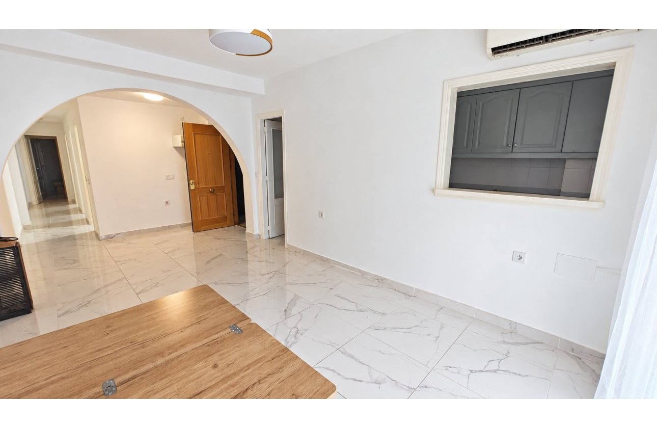 Revente - Appartement - Torrevieja - Acequion