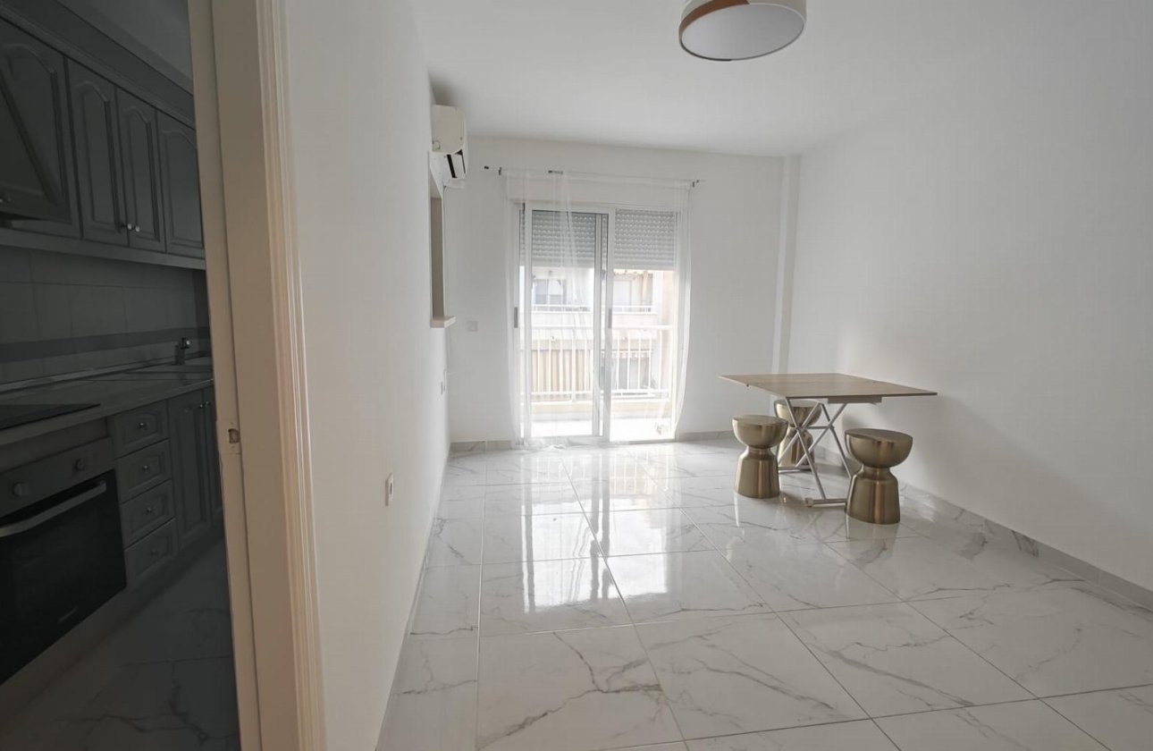 Revente - Appartement - Torrevieja - Acequion