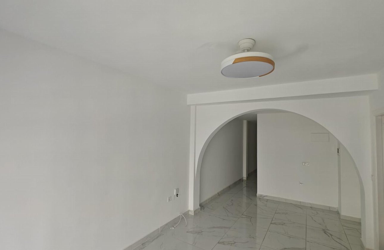 Revente - Appartement - Torrevieja - Acequion