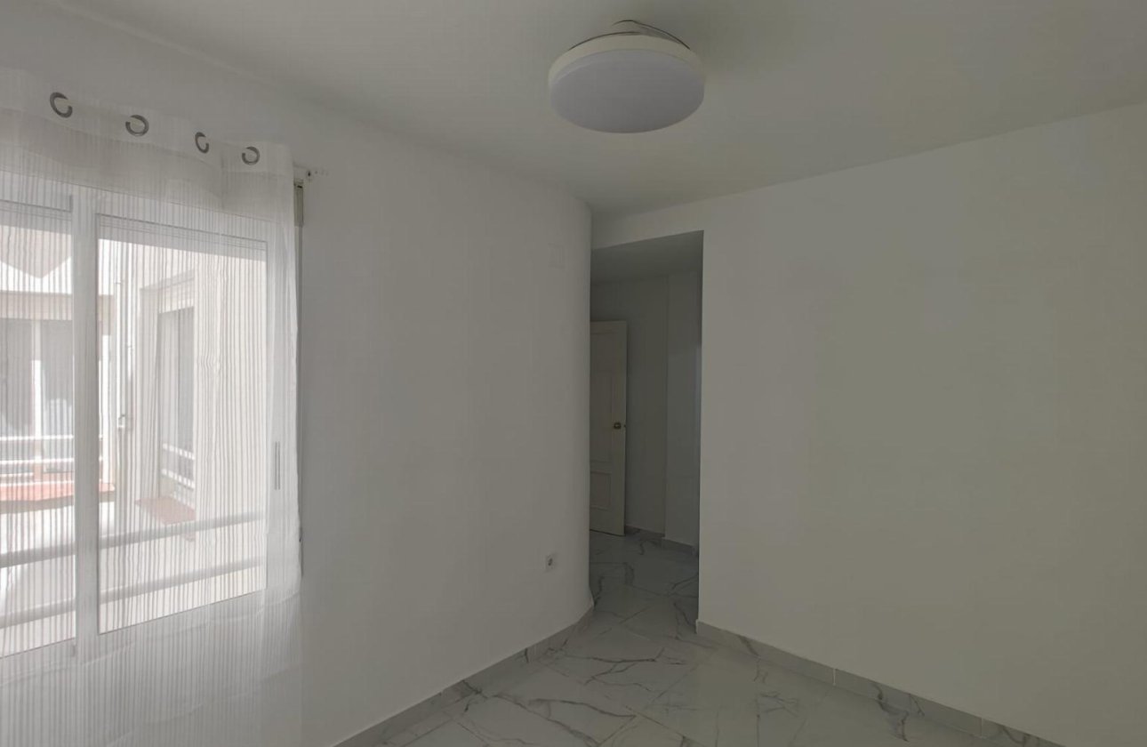 Revente - Appartement - Torrevieja - Acequion
