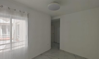 Revente - Appartement - Torrevieja - Acequion
