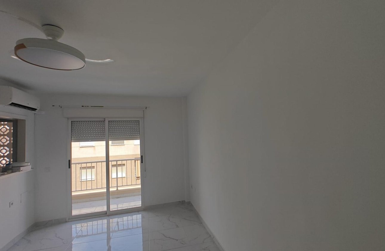 Revente - Appartement - Torrevieja - Acequion