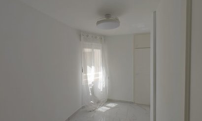 Revente - Appartement - Torrevieja - Acequion