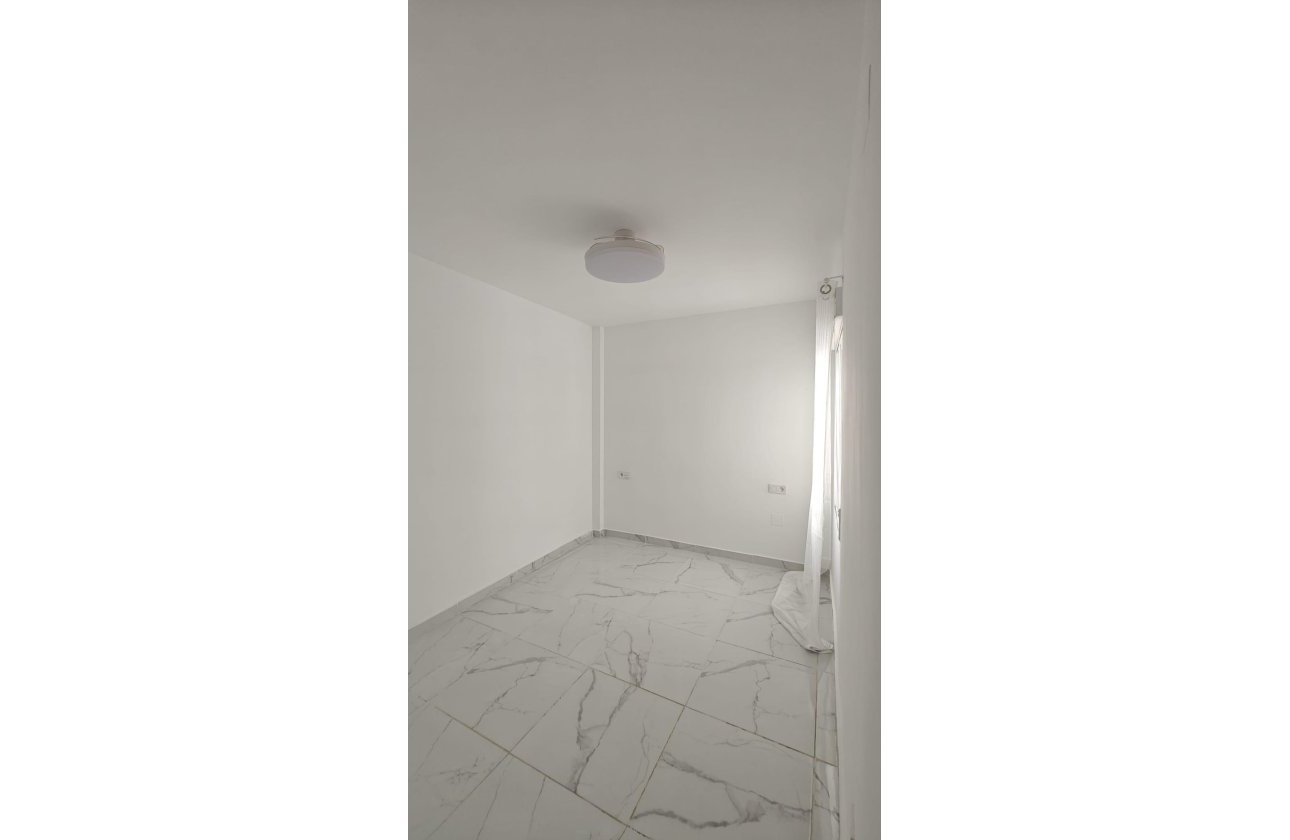 Revente - Appartement - Torrevieja - Acequion