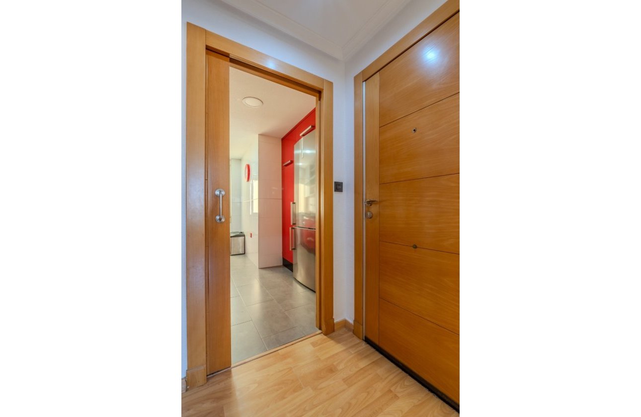 Resale - Apartment / flat - Guardamar del Segura