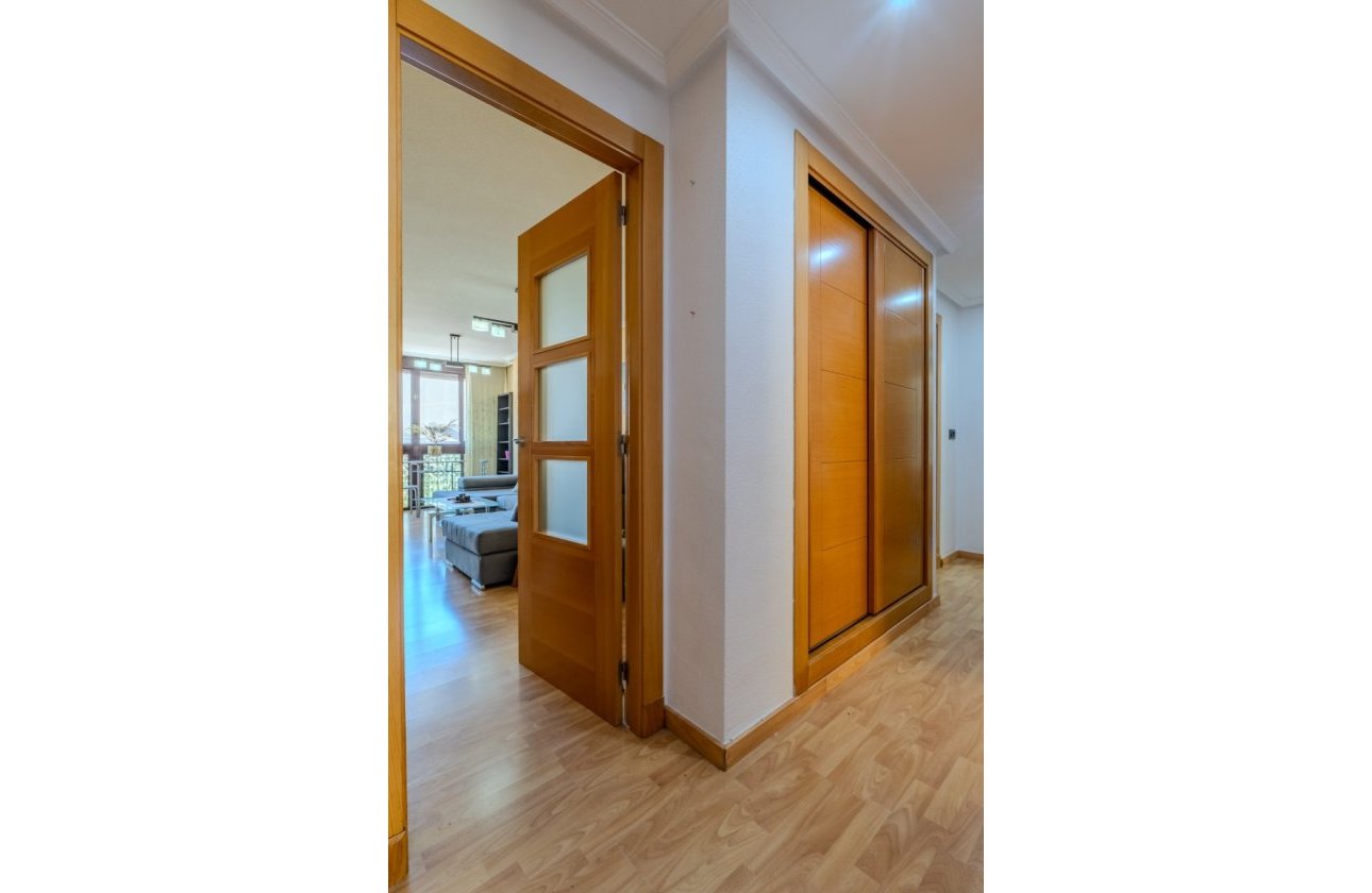 Resale - Apartment / flat - Guardamar del Segura