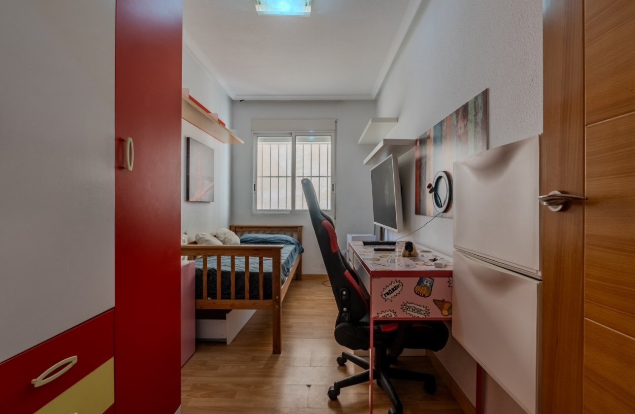 Resale - Apartment / flat - Guardamar del Segura