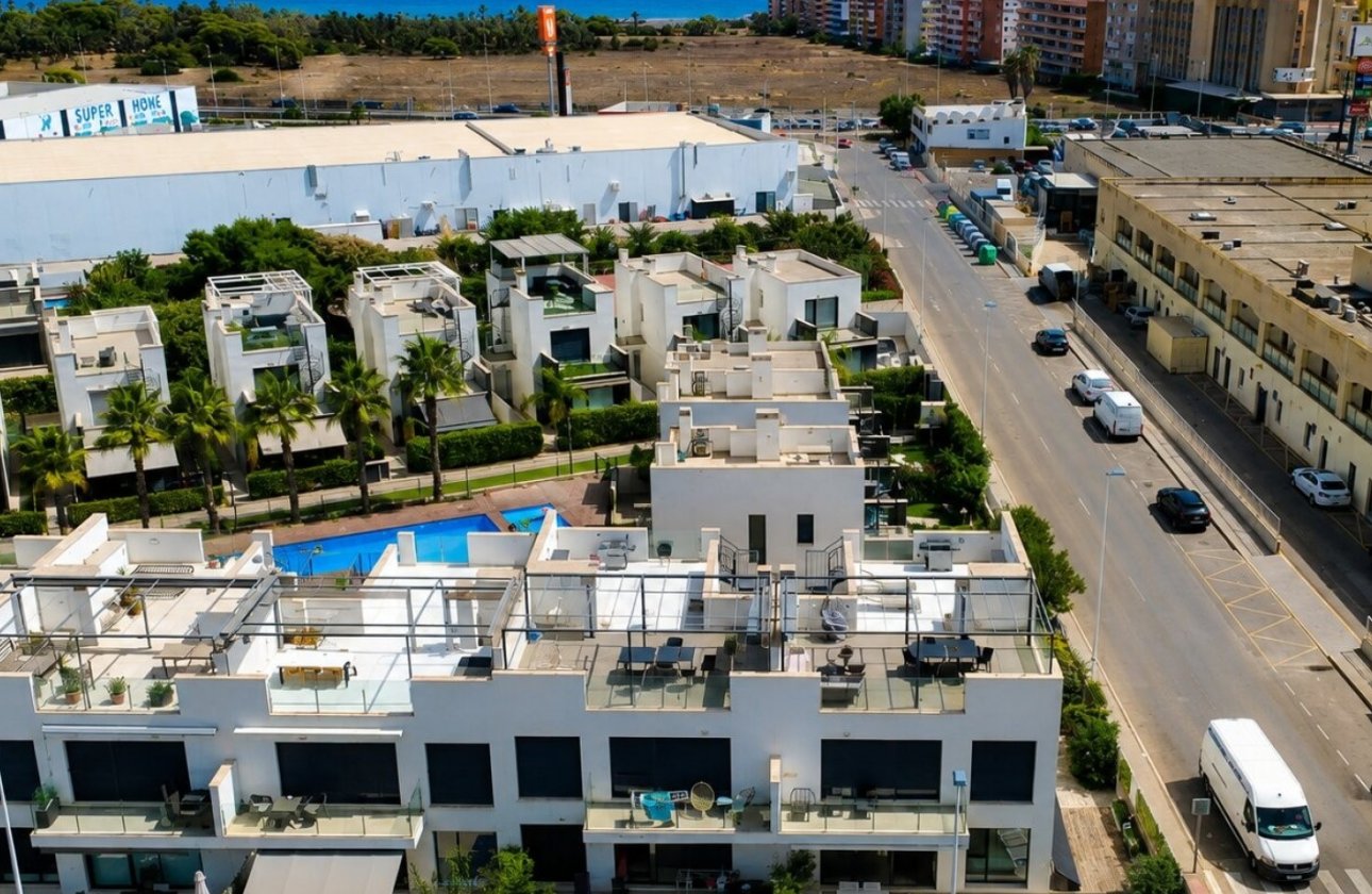 Reventa - Apartamento / piso - Orihuela Costa - Punta Prima