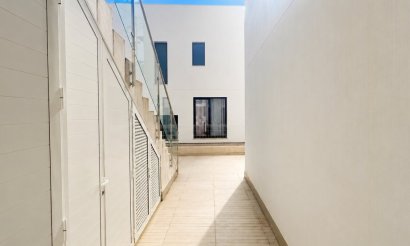 Reventa - Apartamento / piso - Orihuela Costa - Punta Prima