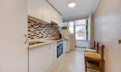 Reventa - Apartamento / piso - Torrevieja - Playa del Acequión