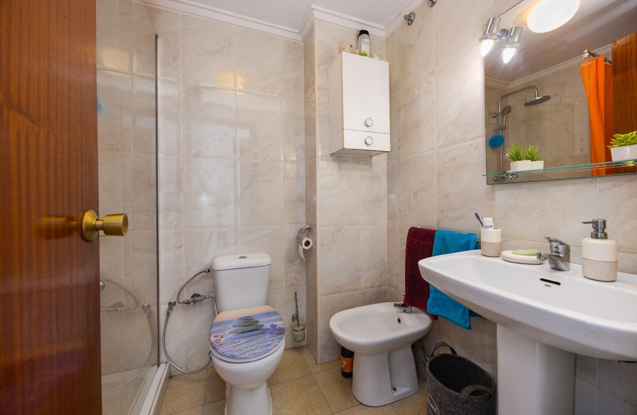 Reventa - Apartamento / piso - Torrevieja - Playa del Acequión