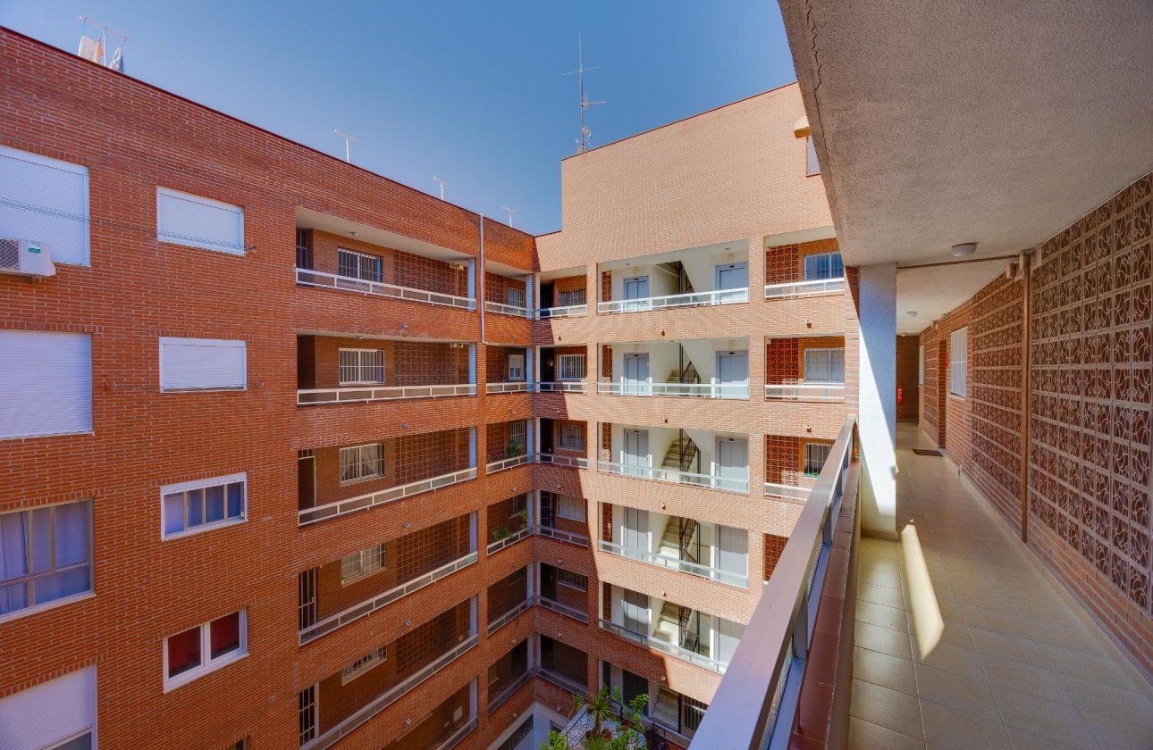 Reventa - Apartamento / piso - Torrevieja - Playa del Acequión
