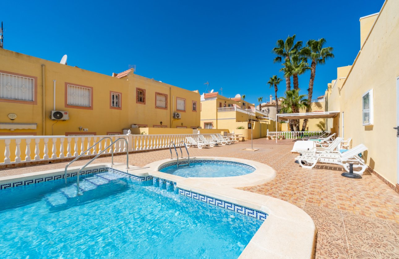 Resale - Townhouse - Orihuela Costa - Villamartin