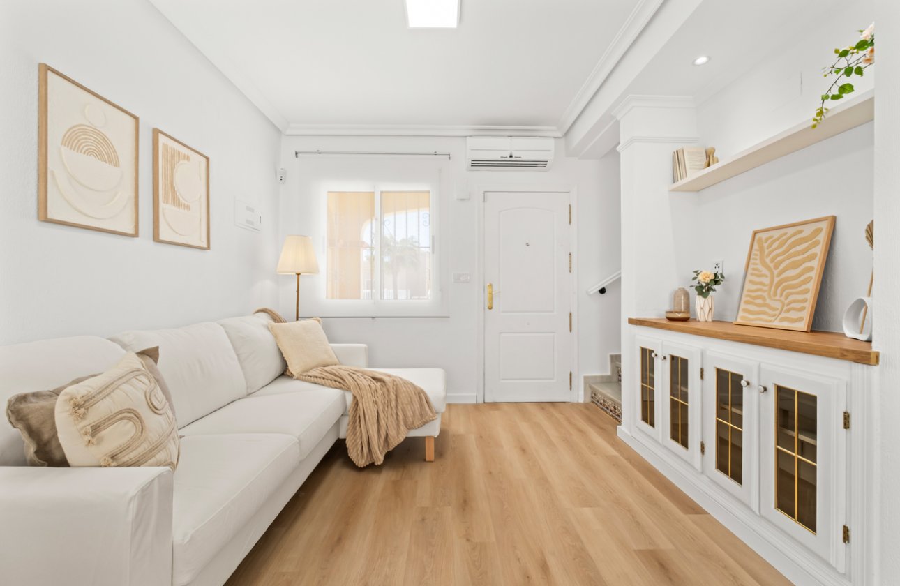 Resale - Townhouse - Orihuela Costa - Villamartin