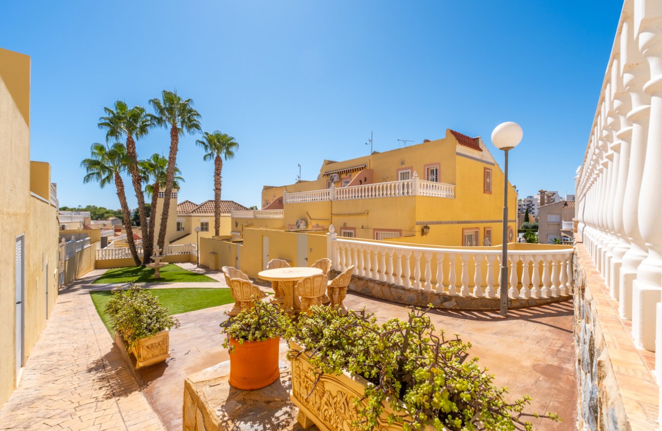 Resale - Townhouse - Orihuela Costa - Villamartin