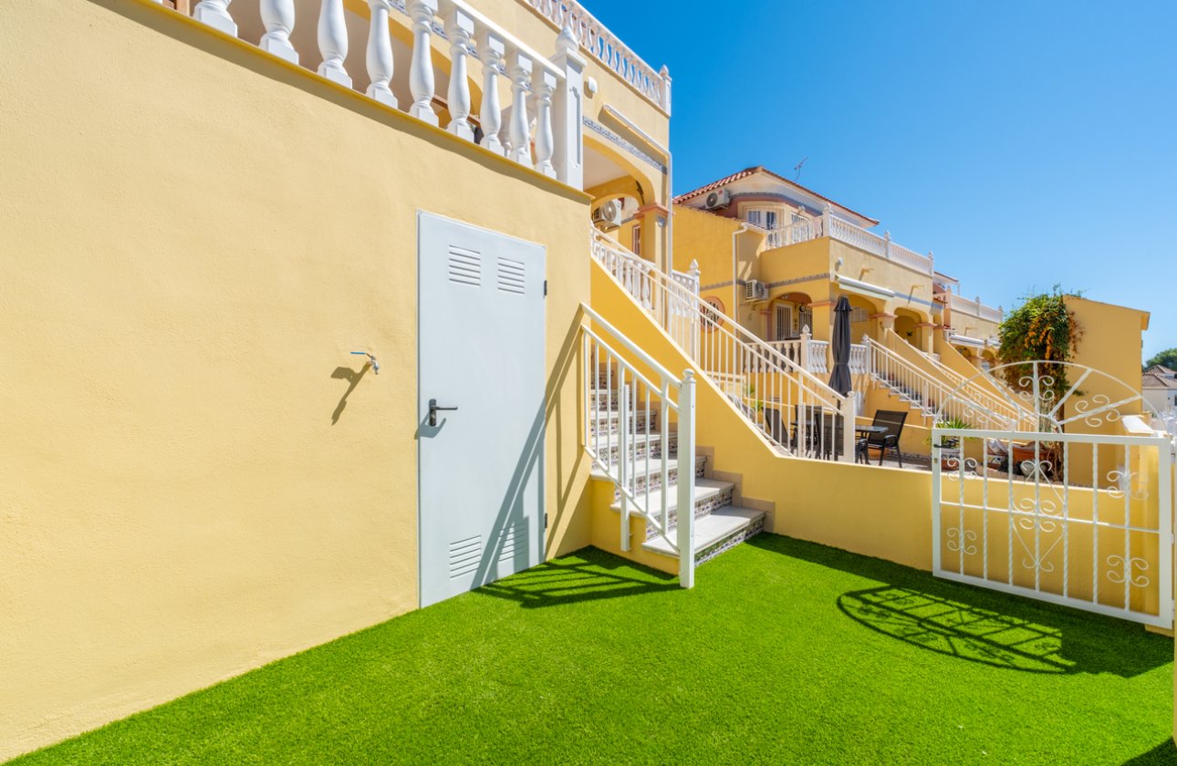 Resale - Townhouse - Orihuela Costa - Villamartin